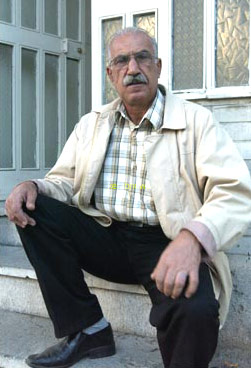 محمود گلابدره ‌ای