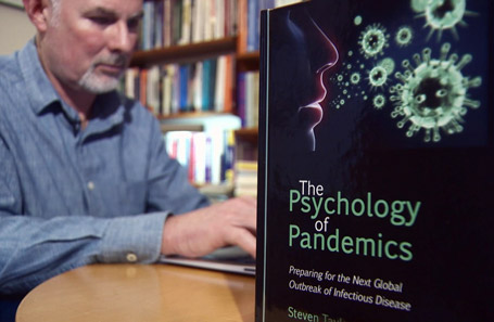 روان‌شناسی بیماری‌های همه‌گیر (کرونا)» [The psychology of pandemics : preparing for the next global outbreak of infectious disease] نوشته استیون تیلور [Steven W. Taylor]