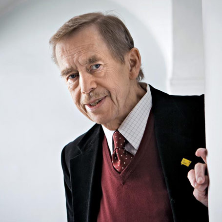 Václav Havel قدرت بی‌قدرتان» [Open letters : selected writings] نوشته واسلاو هاول