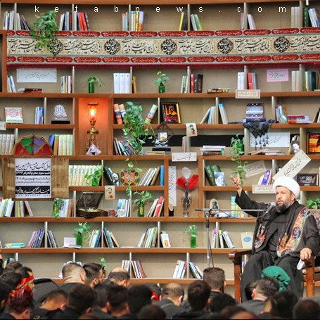دکور کتابخانه در هیات عزاداری عبدالرضا هلالی