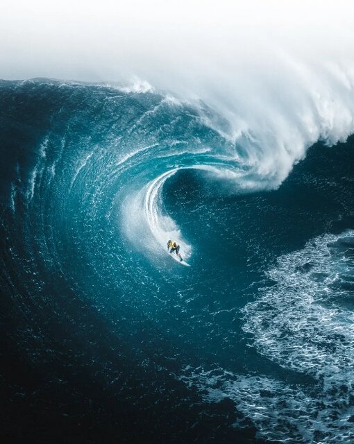 «موج» اثر «Phil De Glanville»