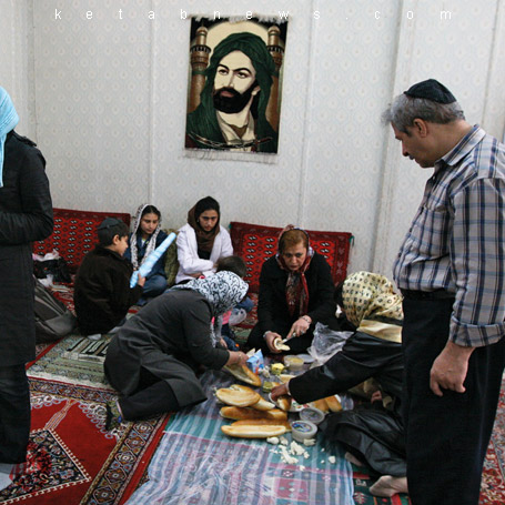 یهودیان در ایران» [Jews of Iran: A Photographic Chronicle]