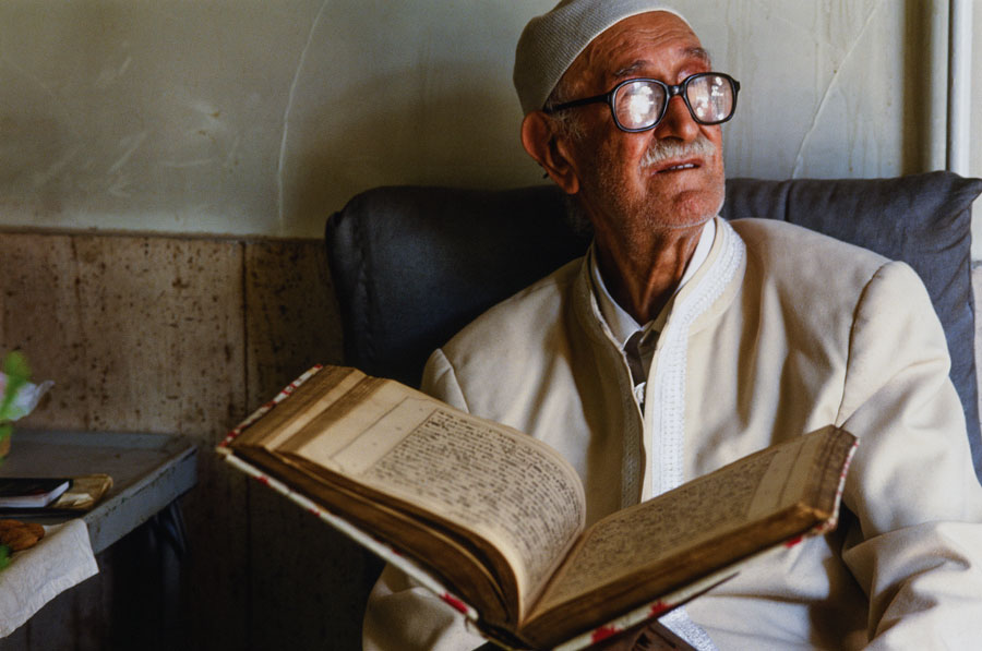 گذاری در سرزمین زرتشتیان