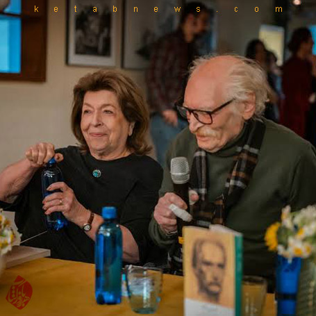 در پس آینه در گفت‌وگو با لیلی گلستان